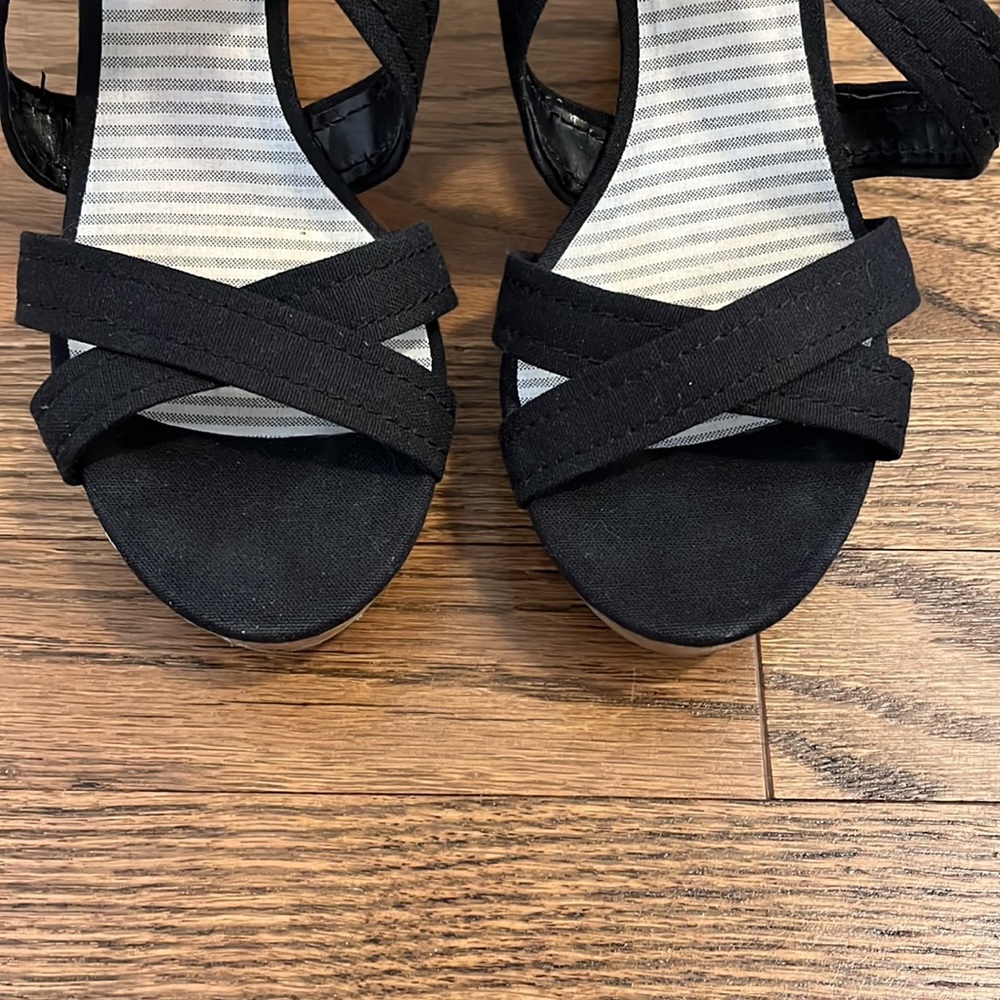 Black Wedges by Montego Bay Club - Picture 6 of 7